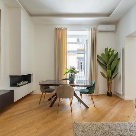 Ferienwohnung Aristocrat Chiaia Bridge Neapel Exterior foto