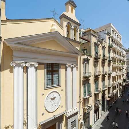 Ferienwohnung Aristocrat Chiaia Bridge Neapel Exterior foto