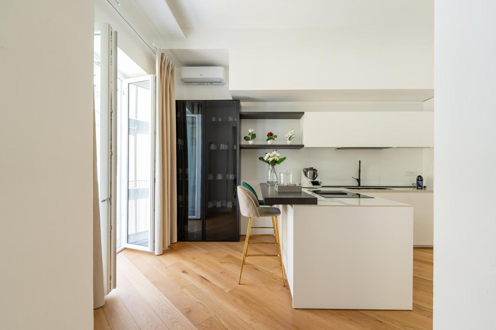 Ferienwohnung Aristocrat Chiaia Bridge Neapel Exterior foto
