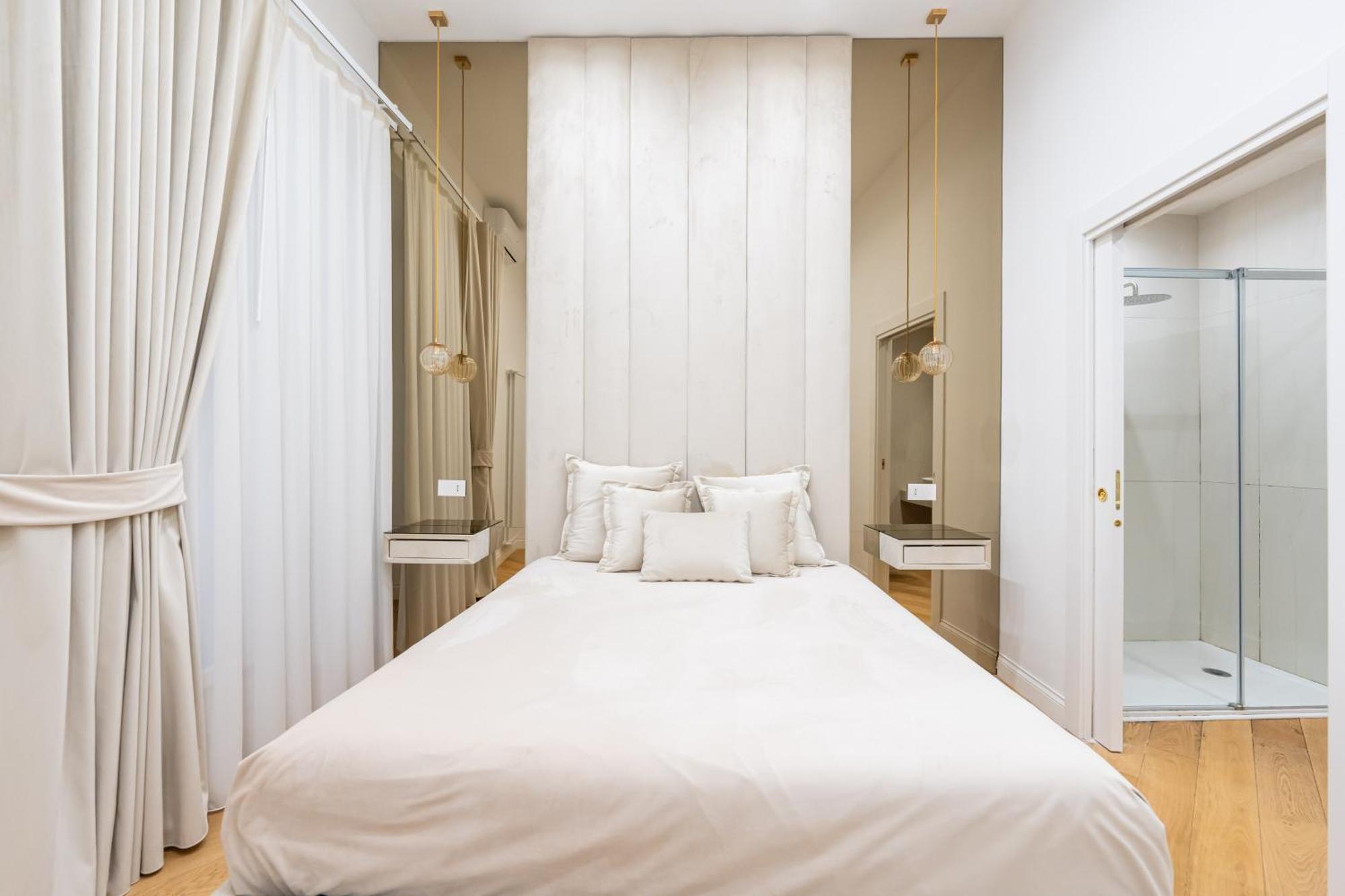 Ferienwohnung Aristocrat Chiaia Bridge Neapel Exterior foto